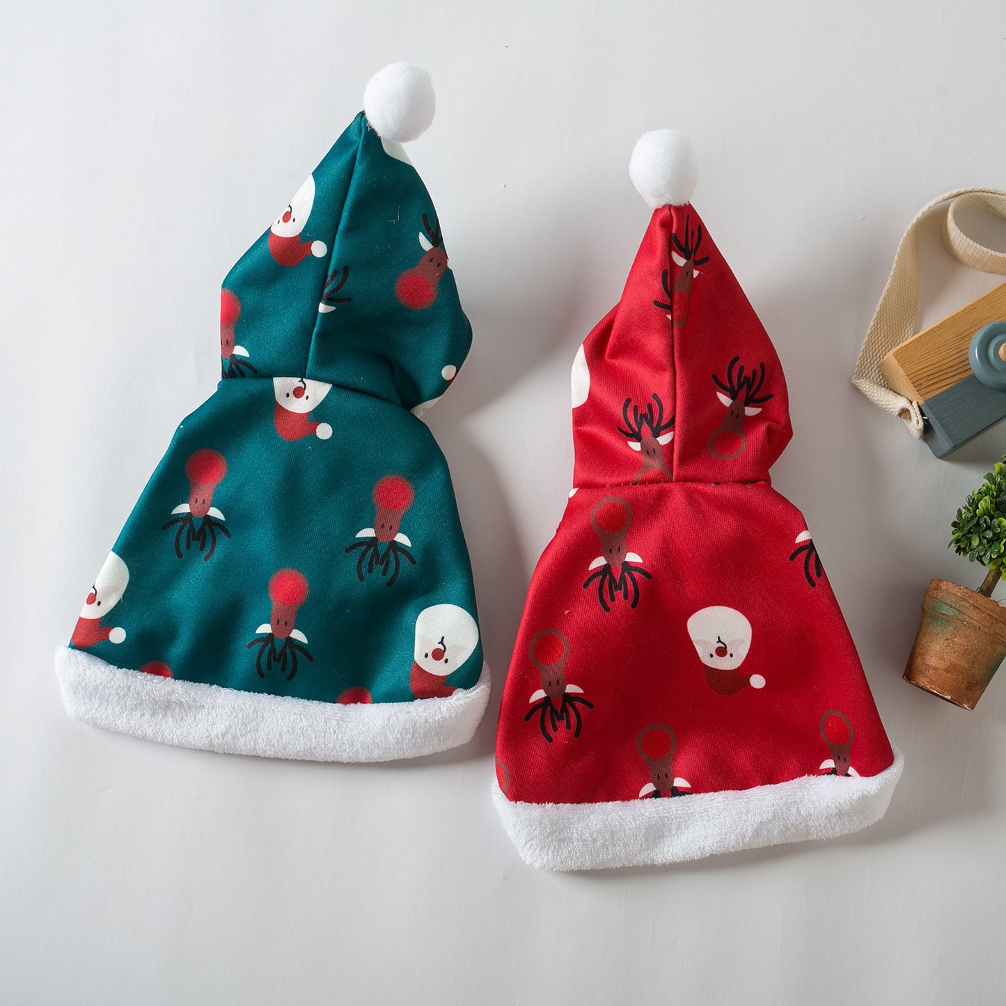 Cat Christmas Cape Cloak | Festive Santa Hood for Cats & Kittens